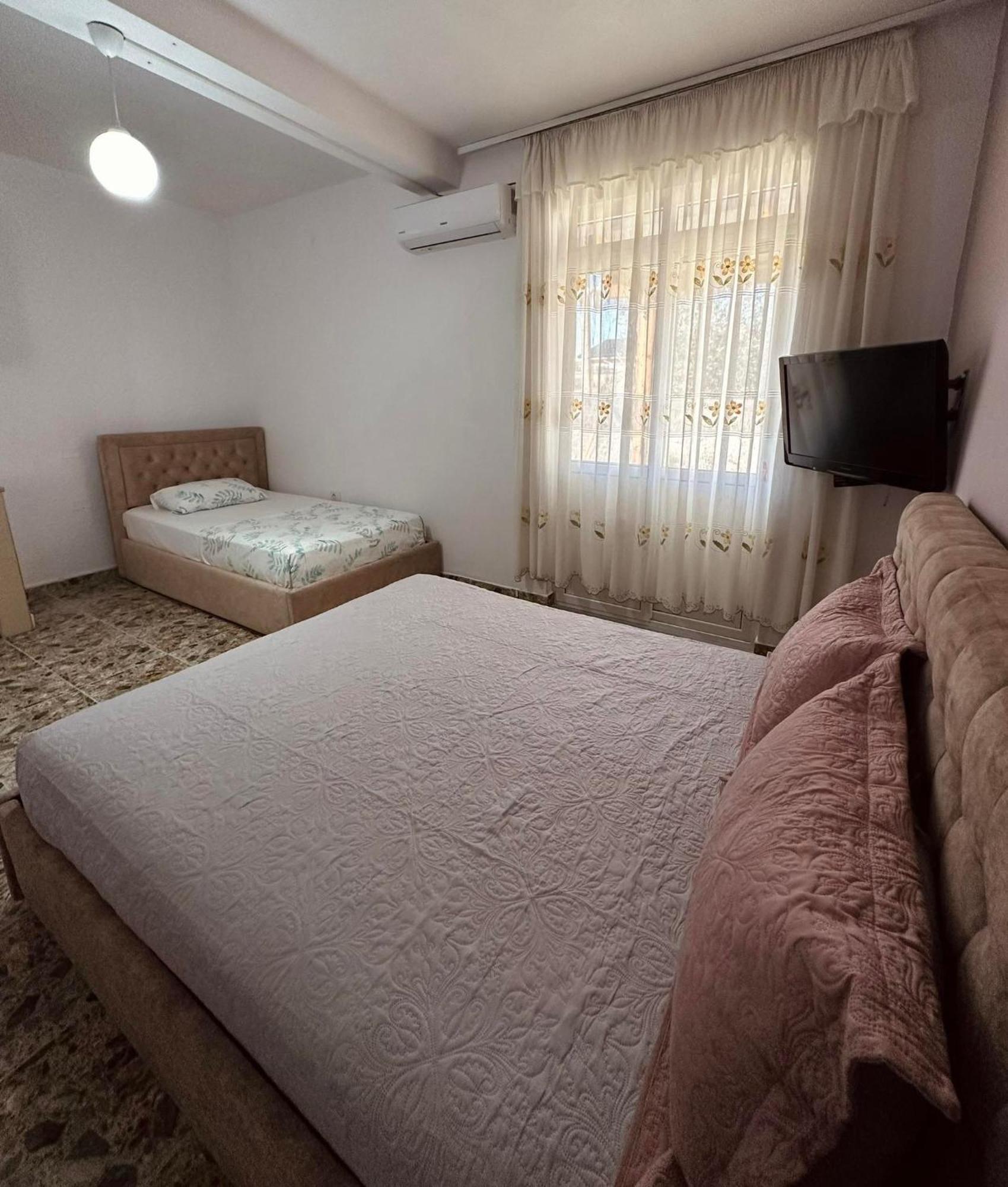 Elite Inn Vlore Exterior photo