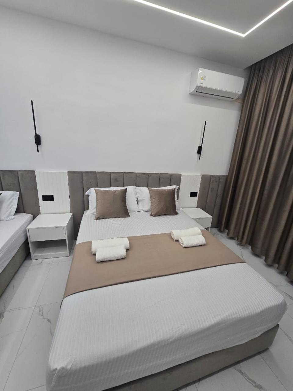 Elite Inn Vlore Exterior photo